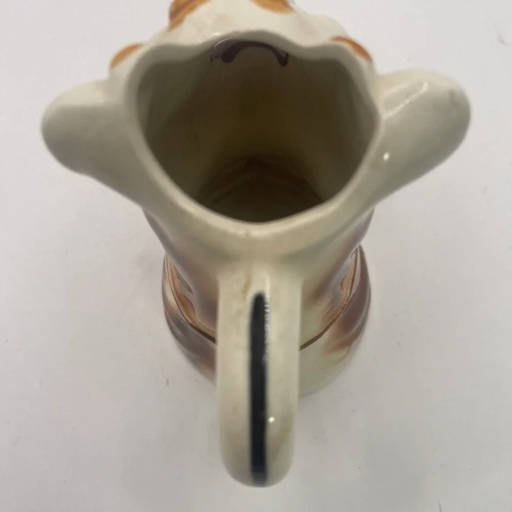 VINTAGE ELSIE BORDEN COW CREAMER MILK PITCHER BOVINE NAVY NECK BELL
